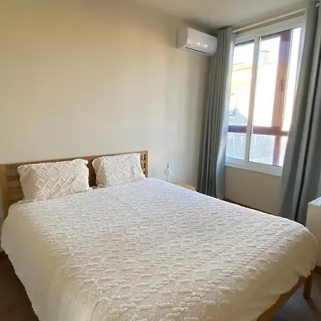 Llmc No Centro Nova Gaia Вила-Нова-ди-Гая